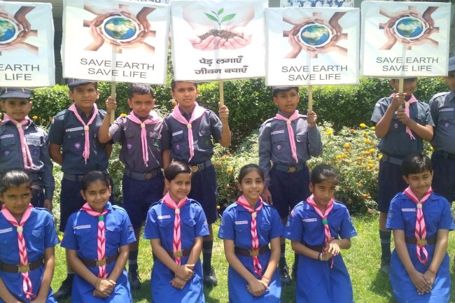 अर्थ डे पर कब बुलबुल,पहला कदम फाउंडेशन ने दिया सन्देश 